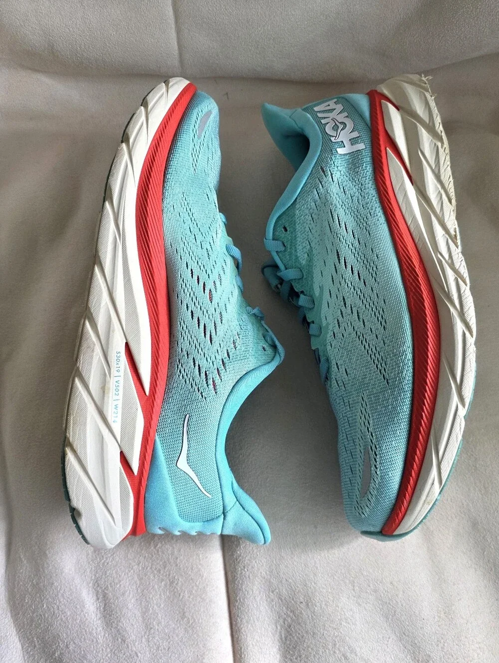 Hoka Women's Running Shoes/Sneakers Teal w/Red Accents Size 9D